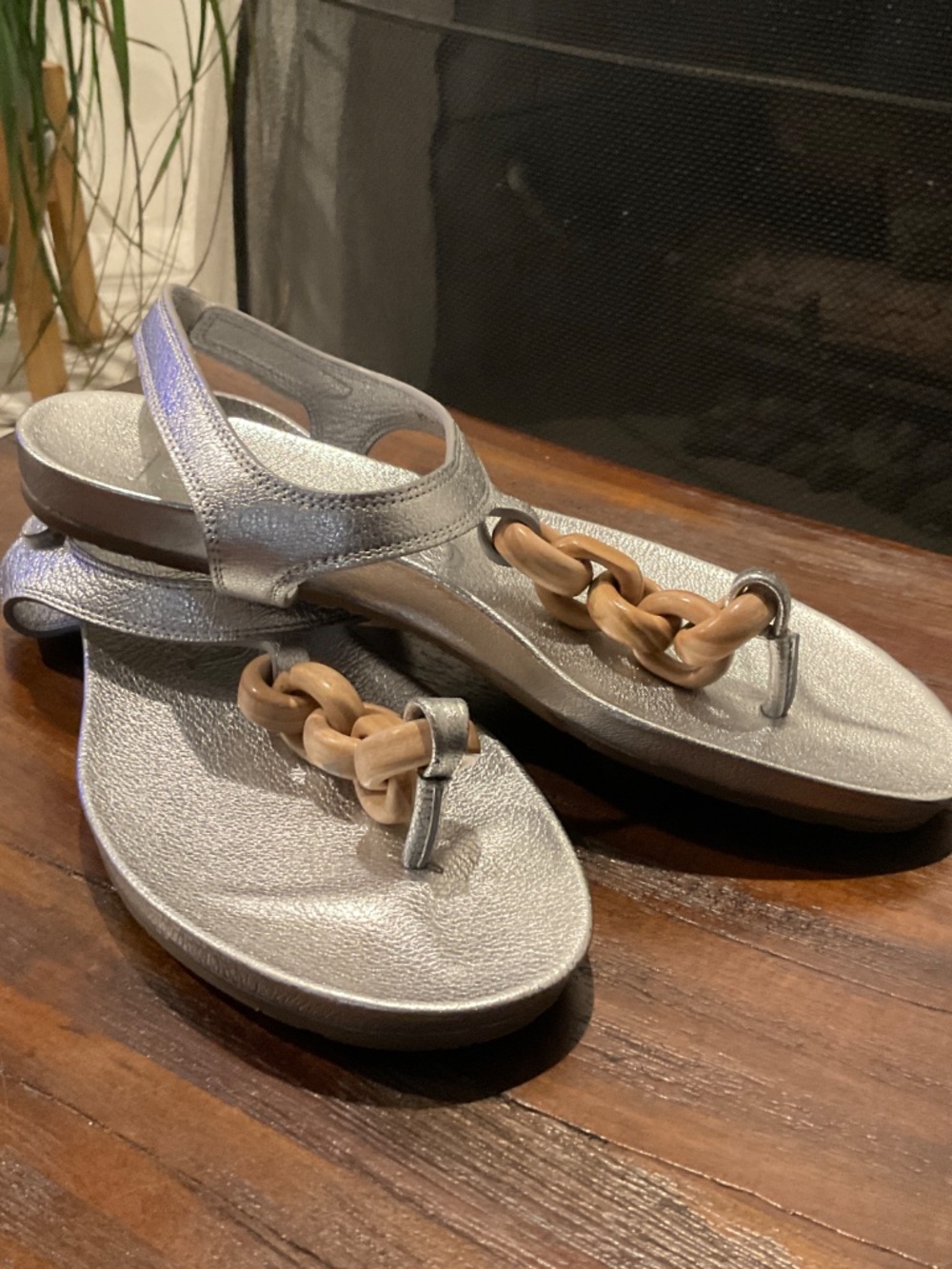 NWOT Pedro Garcia Janira Ankle Strap Silver Leather Sandal Size EU 37/ US 6.5-7 - Picture 2 of 9
